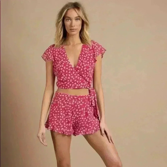 Melanie Floral Print Wrap Top - Picture 3 of 4